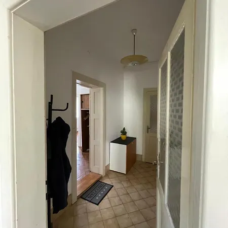 Retro House In Wider Center Homestay Trnava