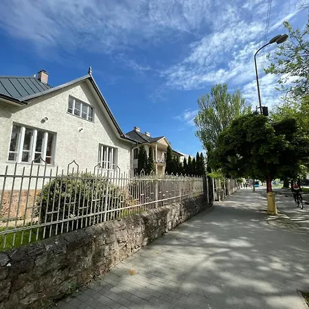 منزل للإقامة Retro House In Wider Center *